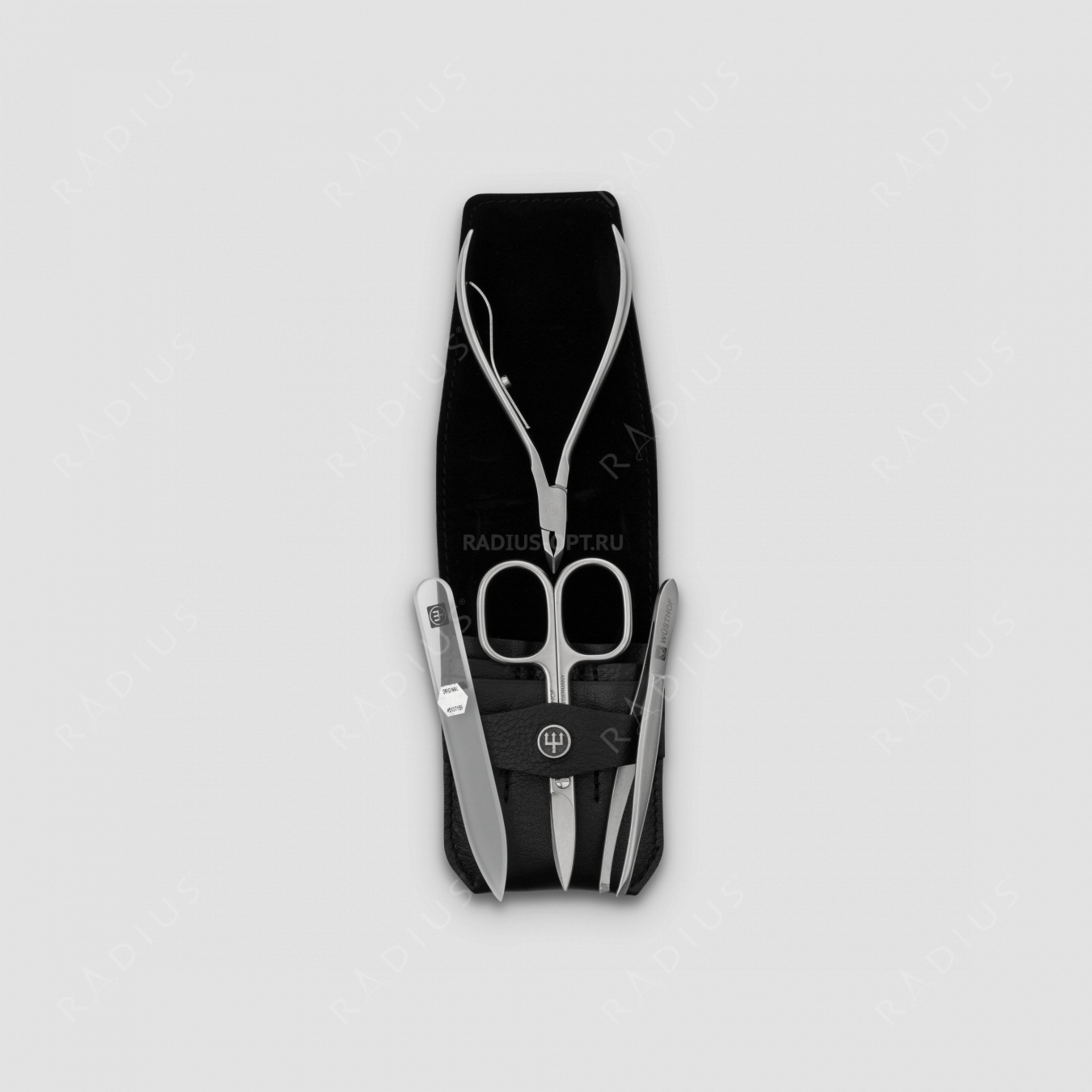 Набор маникюрный 4 предмета в кожаном футляре, цвет черный, сатин, серия Manicure sets, WUESTHOF, Германия
