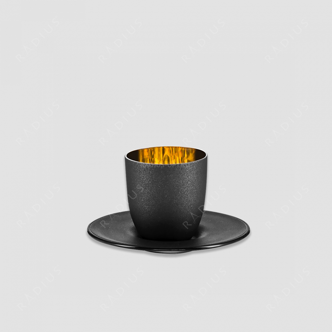 Чашка с блюдцем Gold, объем: 100 мл, материал - бессвинцовый хрусталь, черный с золотом, серия Cosmo, EISCH, Германия