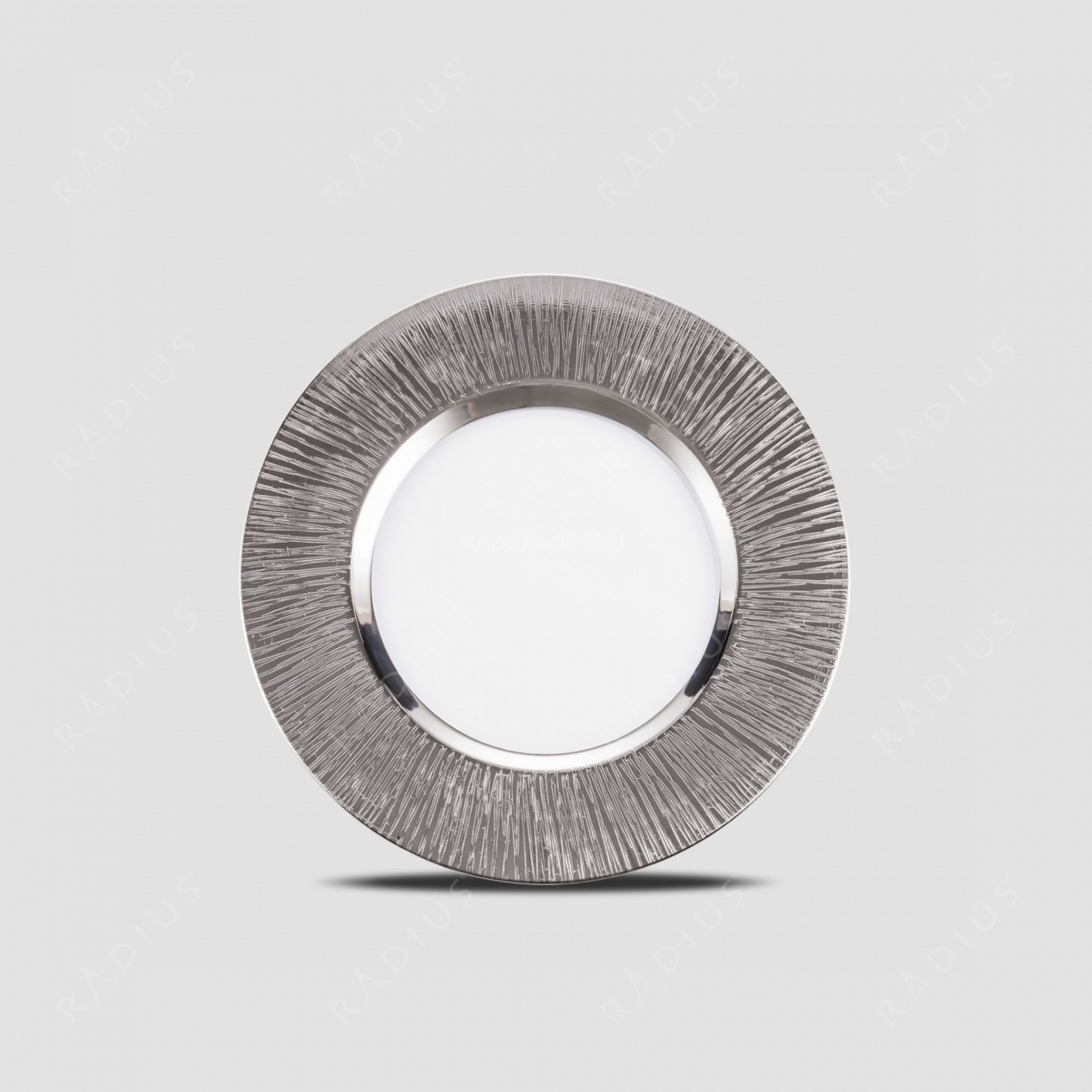 Тарелка подстановочная Platin, диаметр: 35 см, материал: бессвинцовый хрусталь, цвет: прозрачный/платина, серия Ravi, EISCH, Германия